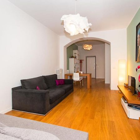 Porta Nuova & Parco Del Valentino Roomy Flat Турин Екстер'єр фото
