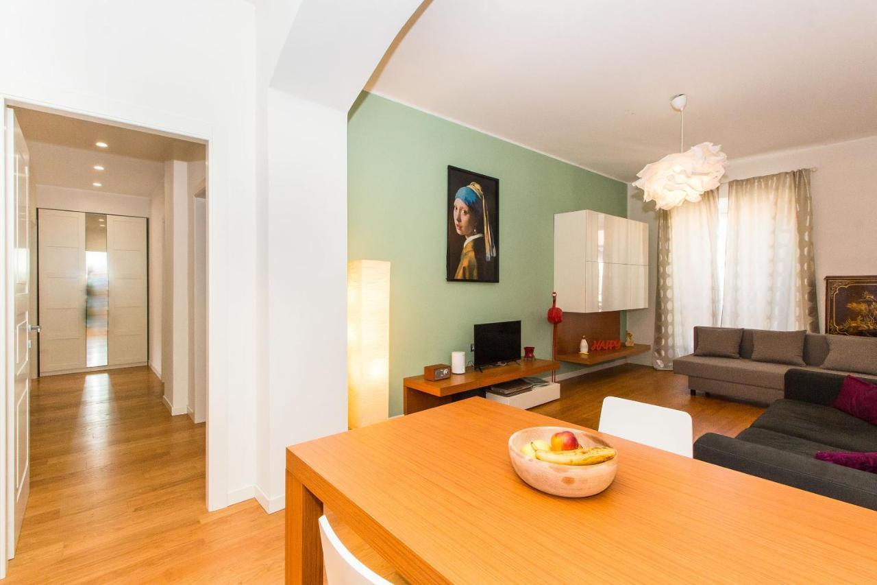 Porta Nuova & Parco Del Valentino Roomy Flat Турин Екстер'єр фото