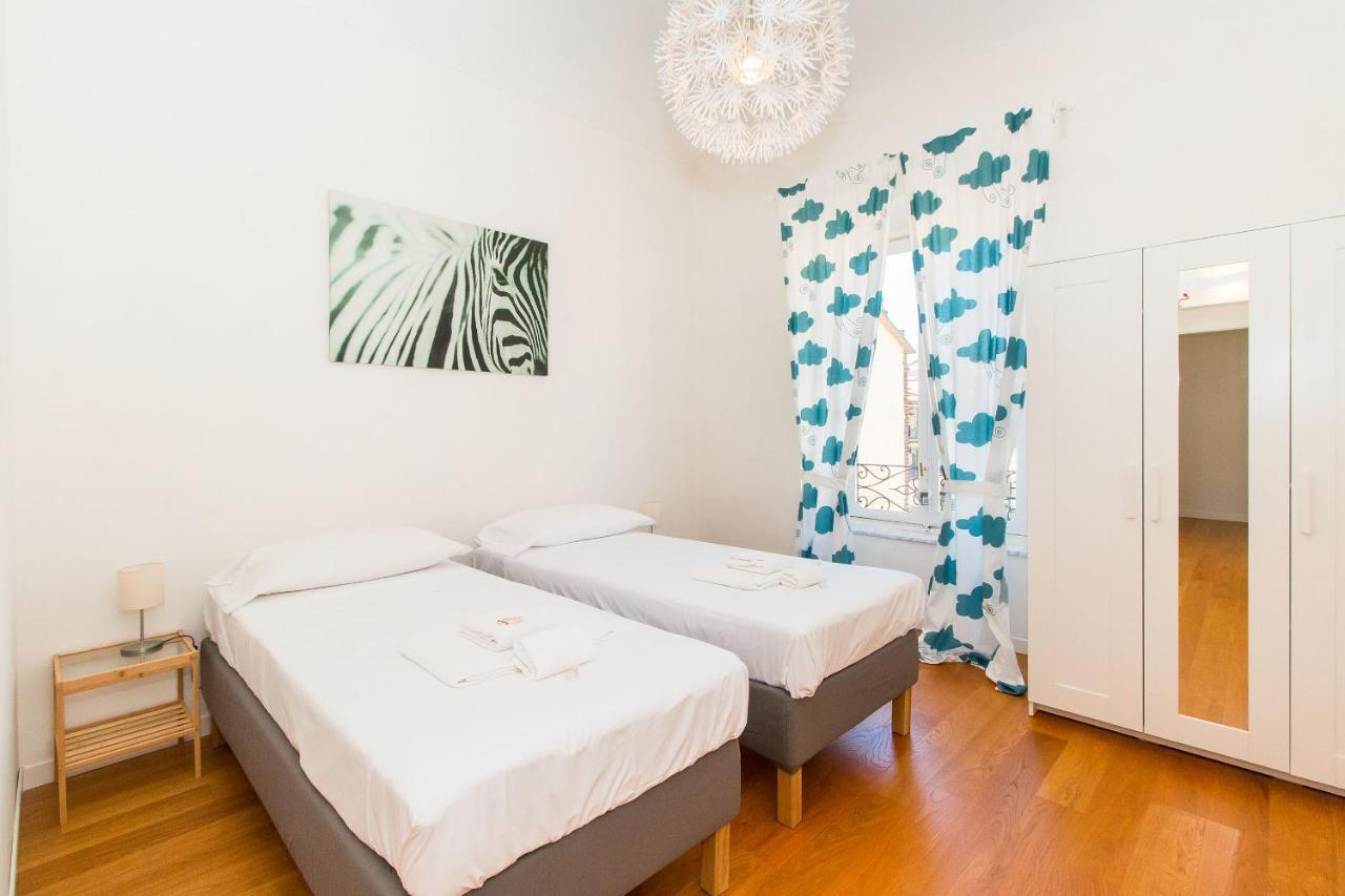 Porta Nuova & Parco Del Valentino Roomy Flat Турин Екстер'єр фото